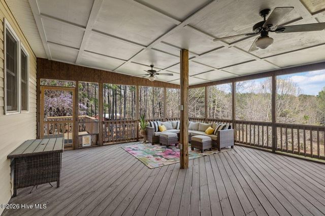 2705 Nc 211, Eagle Springs, NC 27242