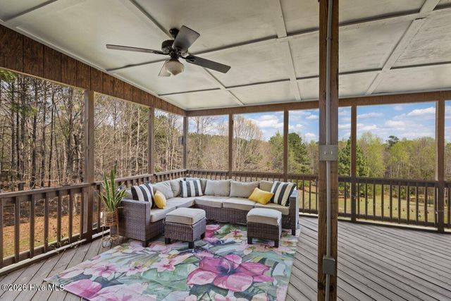 2705 Nc 211, Eagle Springs, NC 27242