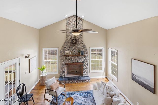 2705 Nc 211, Eagle Springs, NC 27242