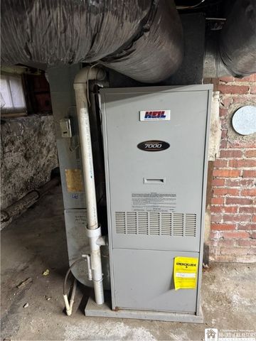 27 18th Street, Jamestown, NY 14701