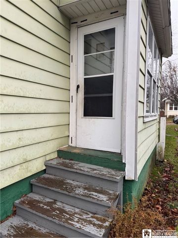 27 18th Street, Jamestown, NY 14701