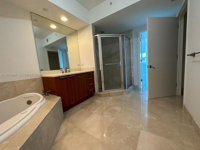2650 Lake Shore Dr 1001, Riviera Beach, FL 33404