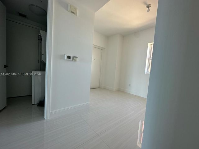 2650 Lake Shore Dr 1001, Riviera Beach, FL 33404