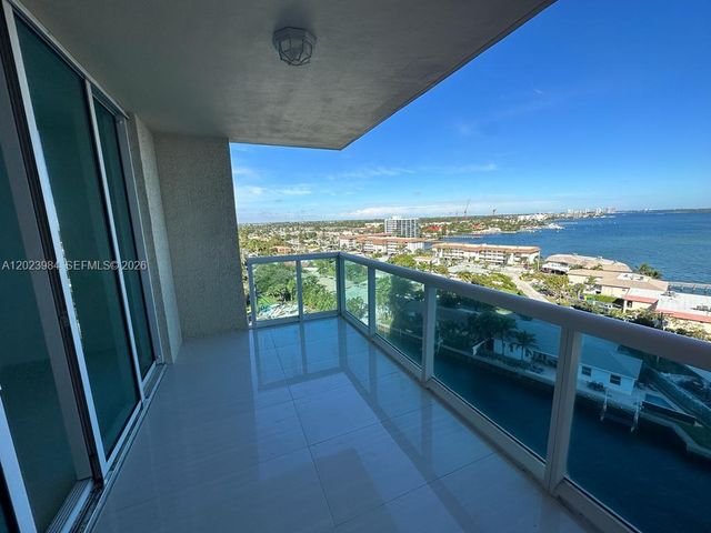 2650 Lake Shore Dr 1001, Riviera Beach, FL 33404