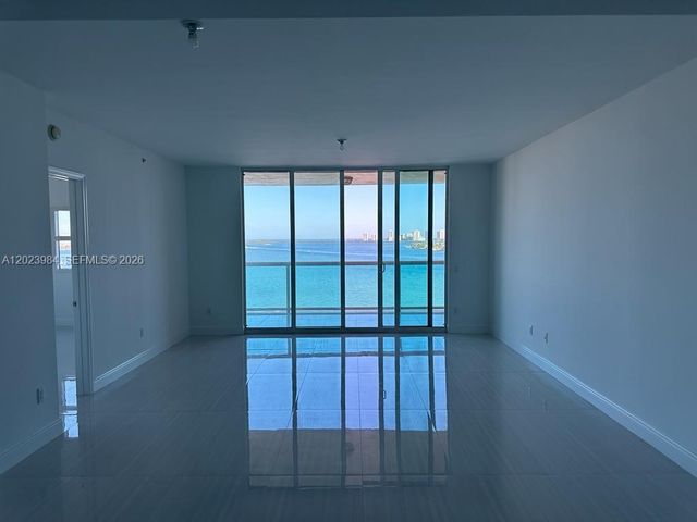 2650 Lake Shore Dr 1001, Riviera Beach, FL 33404