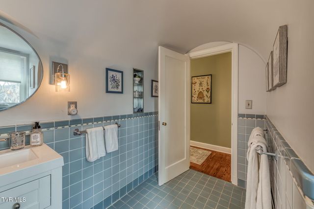 1245 Watauga Street, Kingsport, TN 37660