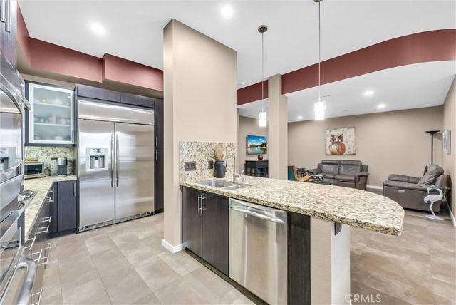 21 Gramercy 410, Irvine, CA 92612