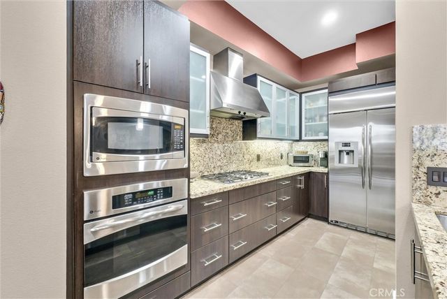 21 Gramercy 410, Irvine, CA 92612