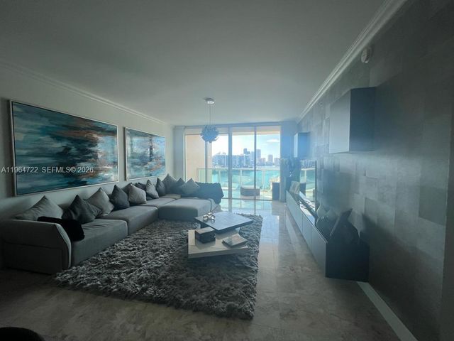 3330 NE 190th St 1117, Aventura, FL 33180