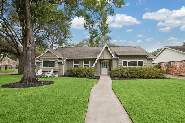 10050 Locke Lane, Houston, TX 77042