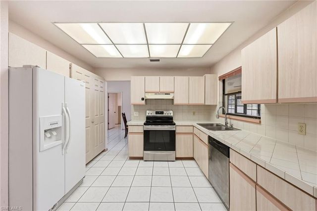 2281 Tolbert ST, Port Charlotte, FL 33948