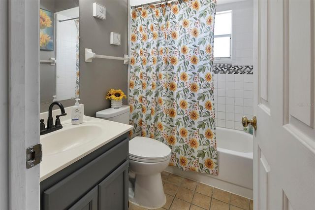 2323 W MAGNOLIA ROAD, Deland, FL 32724