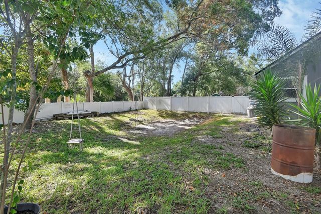 2323 W MAGNOLIA ROAD, Deland, FL 32724