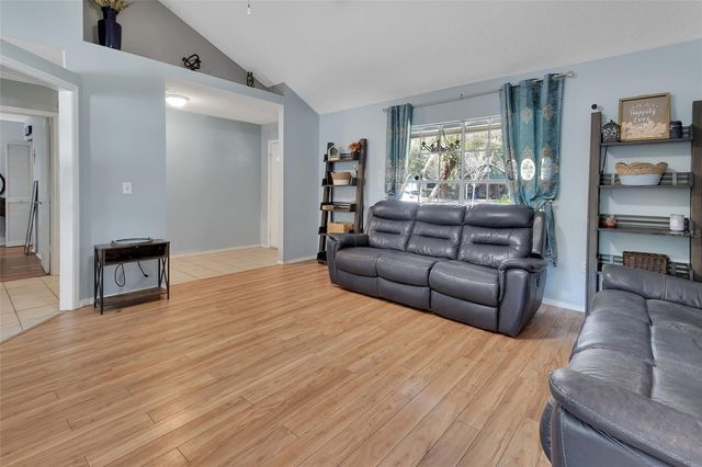 2323 W MAGNOLIA ROAD, Deland, FL 32724