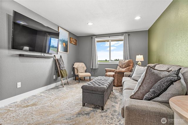 1214 Nooksack Road, Nooksack, WA 98276