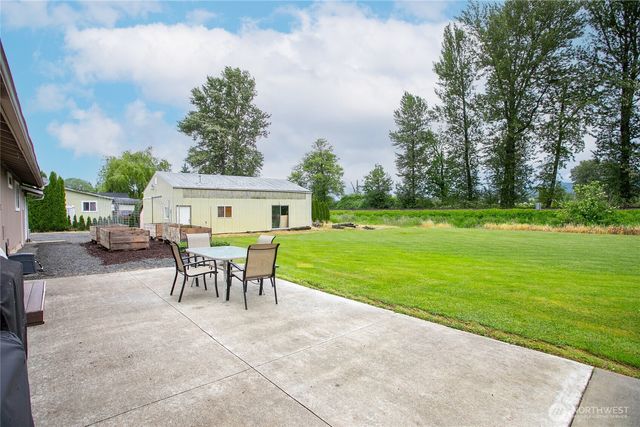 1214 Nooksack Road, Nooksack, WA 98276
