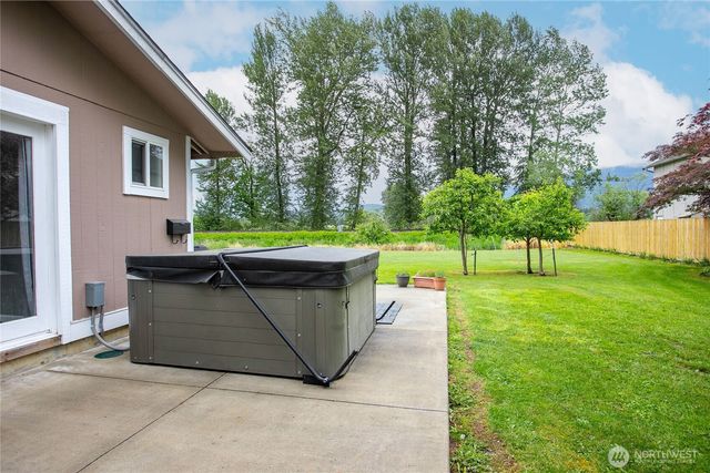 1214 Nooksack Road, Nooksack, WA 98276