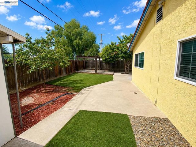 1307 Cathay Dr, San Jose, CA 95122