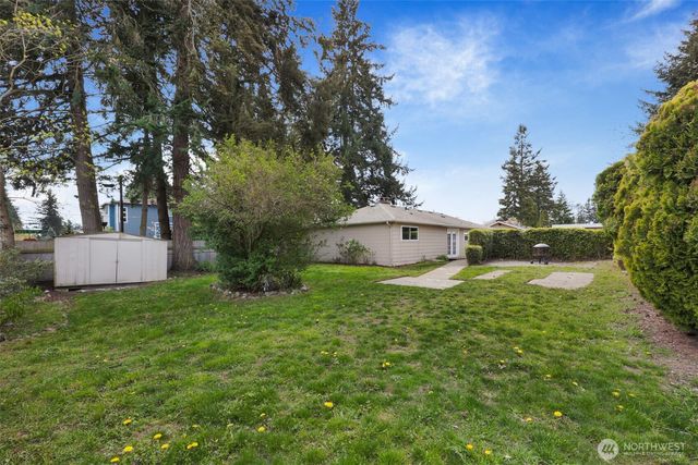 8005 220th Street SW, Edmonds, WA 98026