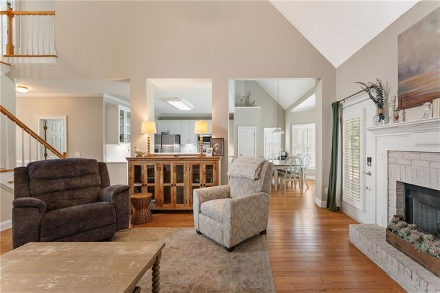 2352 Kennesaw Oaks Trail NW, Kennesaw, GA 30152