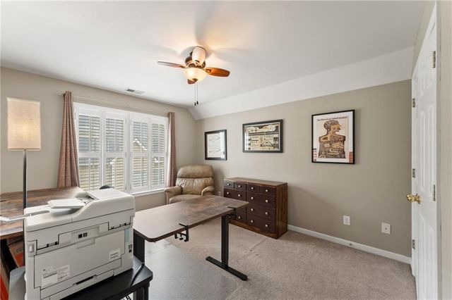 2352 Kennesaw Oaks Trail NW, Kennesaw, GA 30152