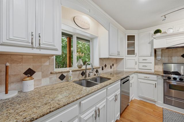 3260 Bethel Cannon Road, Van Alstyne, TX 75495