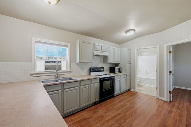 3260 Bethel Cannon Road, Van Alstyne, TX 75495