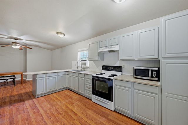3260 Bethel Cannon Road, Van Alstyne, TX 75495