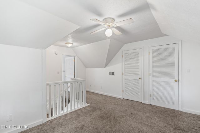430 Ohio Ave, Etowah, TN 37331