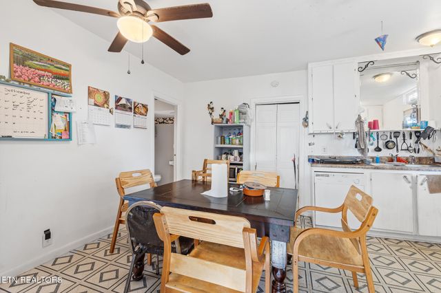 430 Ohio Ave, Etowah, TN 37331