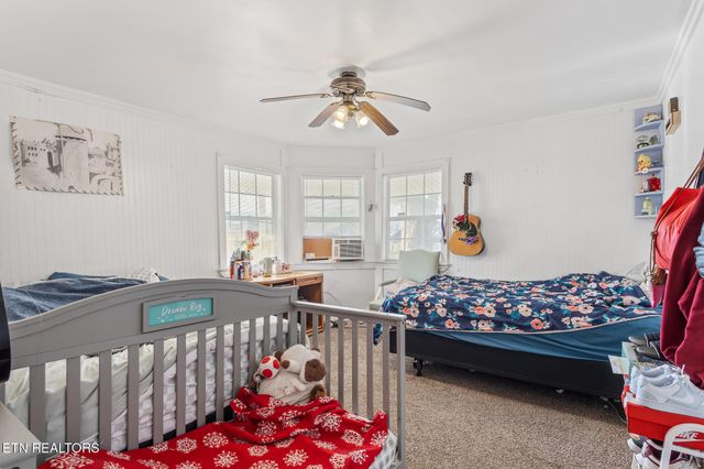 430 Ohio Ave, Etowah, TN 37331