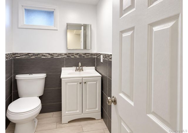 794 Fairmount Place 1B, Bronx, NY 10460