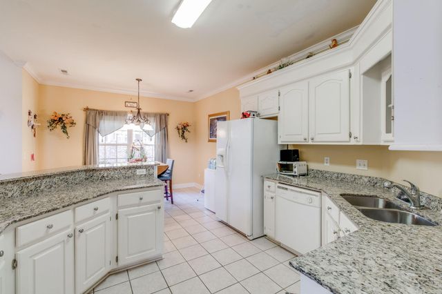 1920 Harborview Drive, Sumter, SC 29153