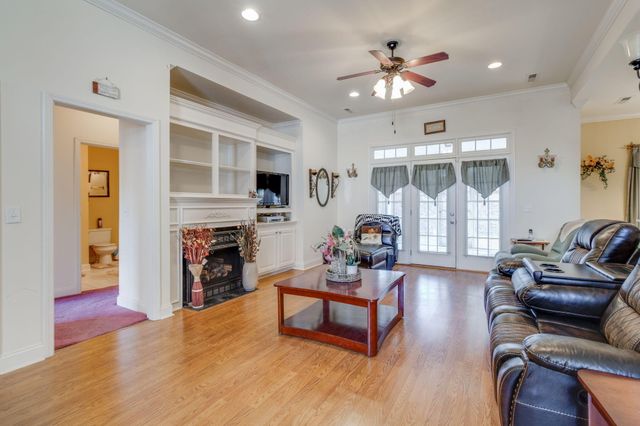 1920 Harborview Drive, Sumter, SC 29153