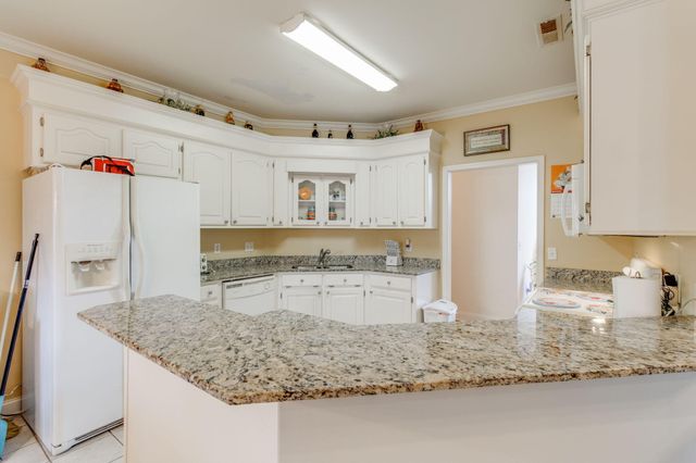 1920 Harborview Drive, Sumter, SC 29153