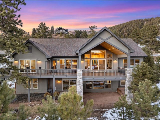 955 Locklin Way, Woodland Park, CO 80863