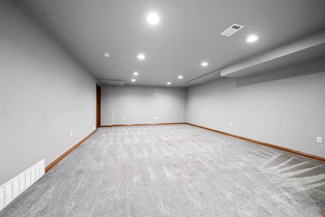 2332 OAK RIDGE CIRCLE, De Pere, WI 54115