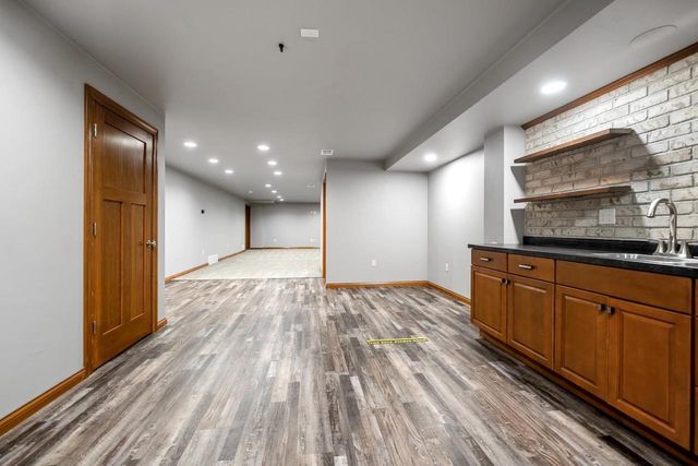 2332 OAK RIDGE CIRCLE, De Pere, WI 54115