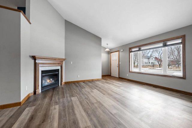 2332 OAK RIDGE CIRCLE, De Pere, WI 54115