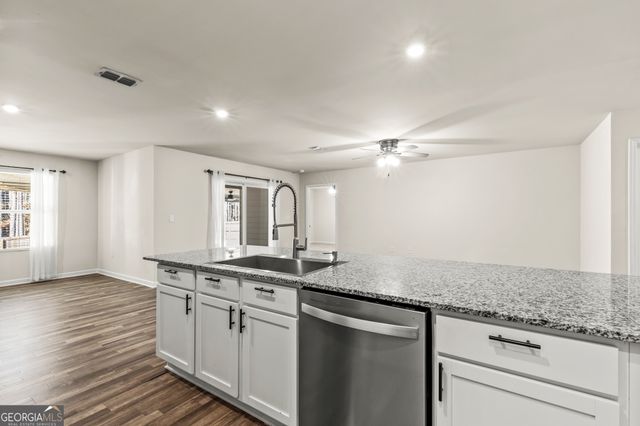 991 Hunter Welch Parkway, Luthersville, GA 30251