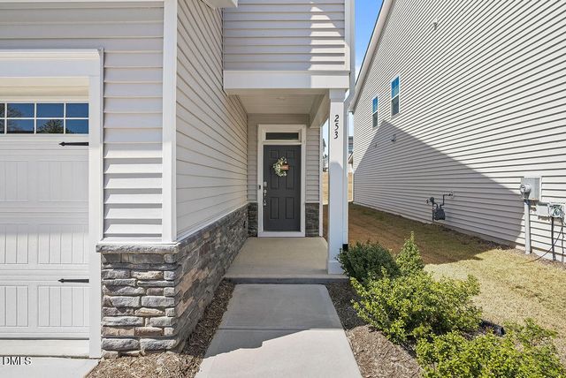 253 Eden View Bend, Raleigh, NC 27610