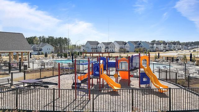 253 Eden View Bend, Raleigh, NC 27610