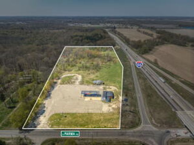 2496 N Parma Road, Parma, MI 49269