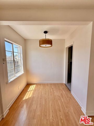 1313 Douglas Street 1315, Los Angeles, CA 90026