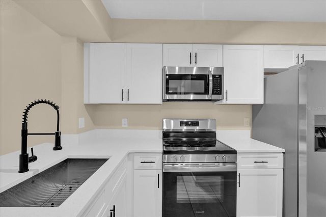 2405 NORTHLAKE DRIVE 2405, Sanford, FL 32773