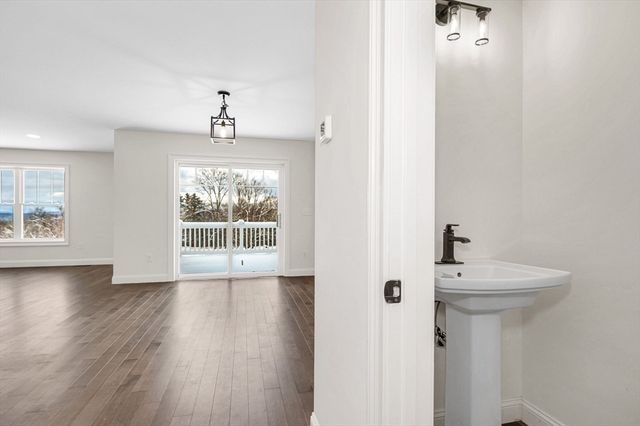 103 Ladd Hill, Belmont, NH 03220