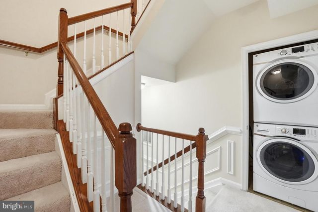 3553 HUNTLEY MANOR LN, Alexandria, VA 22306