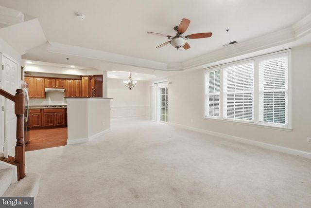 3553 HUNTLEY MANOR LN, Alexandria, VA 22306