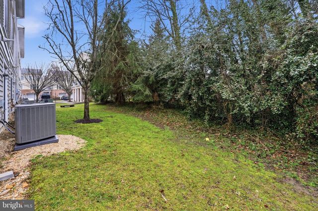 3553 HUNTLEY MANOR LN, Alexandria, VA 22306