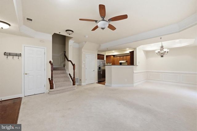 3553 HUNTLEY MANOR LN, Alexandria, VA 22306